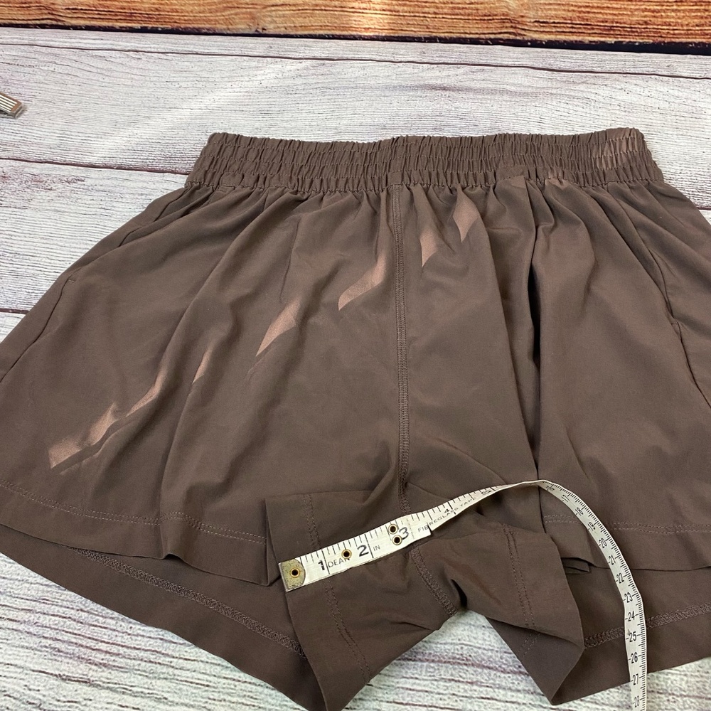 Vuori Java Lightweight Villa Short - image 11